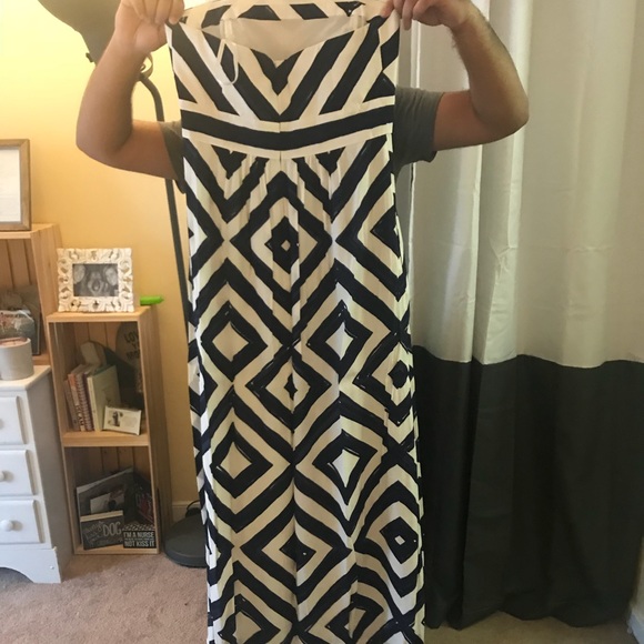 Size 10 vineyard vine maxi GUC - Picture 2 of 2